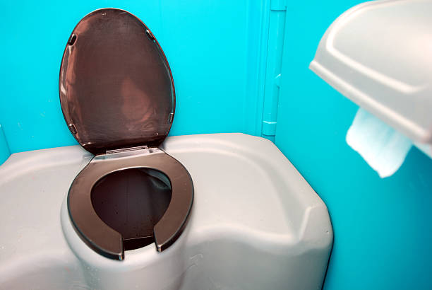 Best Portable restroom trailer rental  in Albany, LA